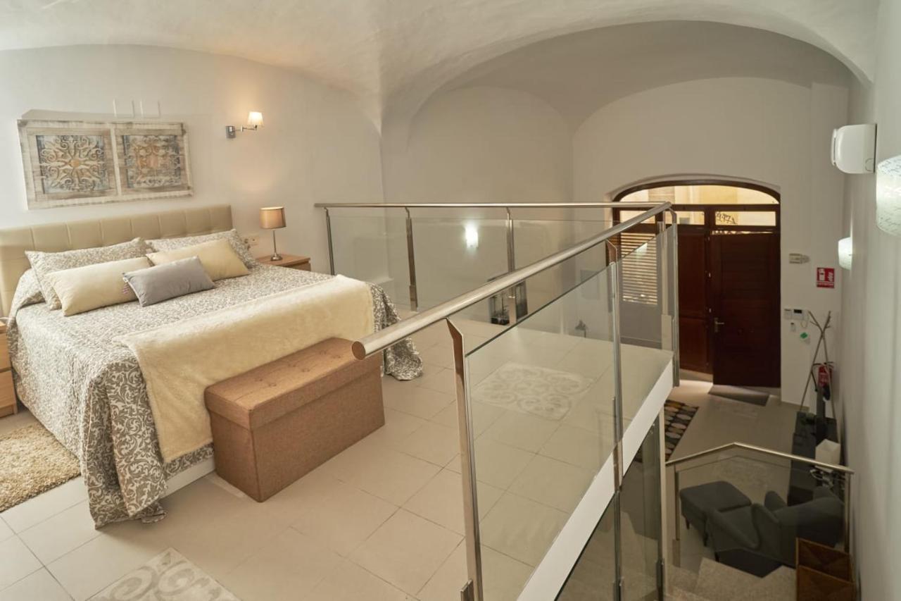 Apartamento Turistico Centro Monumental -- Caces Екстериор снимка